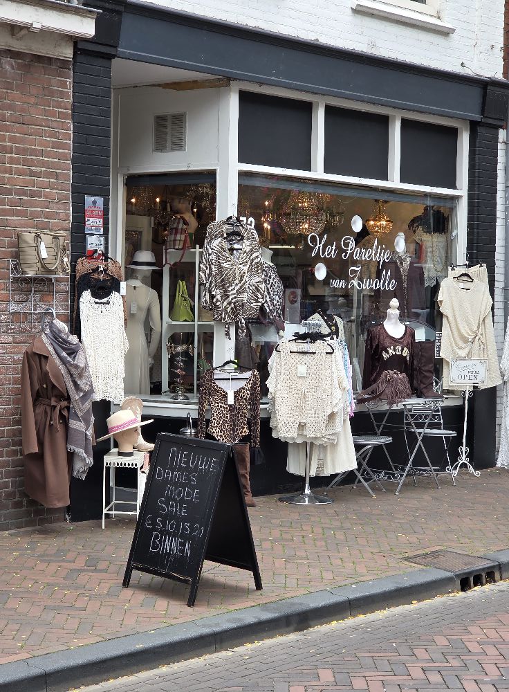 Pareltje van Zwolle — dameskleding en accessoires